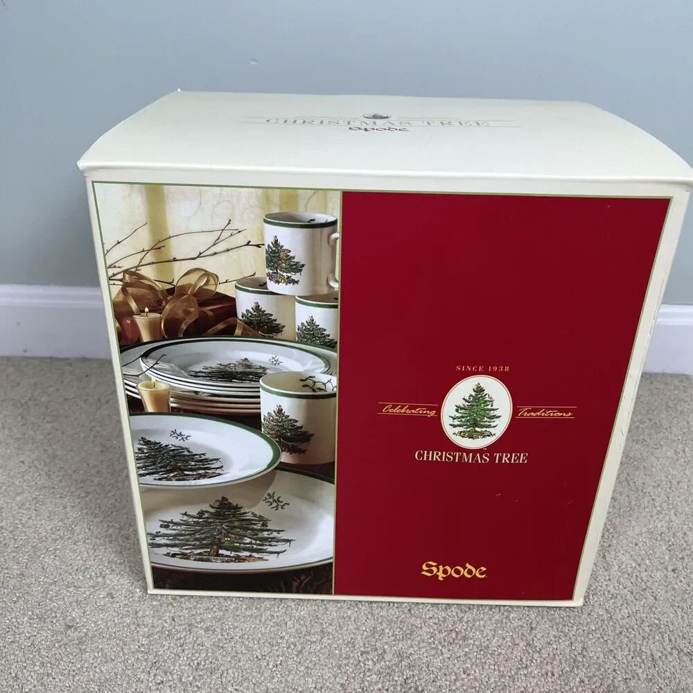 Spode CHRISTMAS TREE 12-Pc Dinnerware Set Service 4 Dinner & Salad Plate Mug NIB
